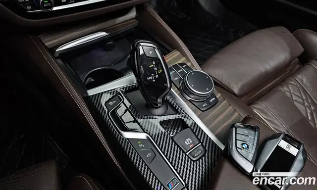 BMW 5 серия 2017 2.0 автомат (гидро), миниатюра 11 BMW 5 серия 2017 2.0 автомат (гидро), миниатюра 11