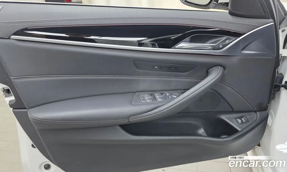 BMW 5 серия 2021 2.0 автомат (гидро), фото 14 BMW 5 серия 2021 2.0 автомат (гидро), фото 14