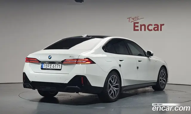BMW 5 серия, 2024, 6 649 км