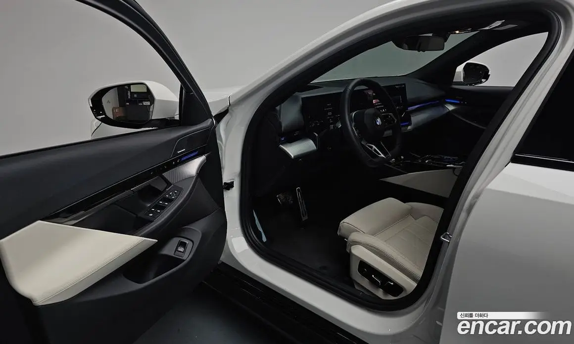 BMW 5 серия 2024 2.0 автомат (гидро), фото 12 BMW 5 серия 2024 2.0 автомат (гидро), фото 12