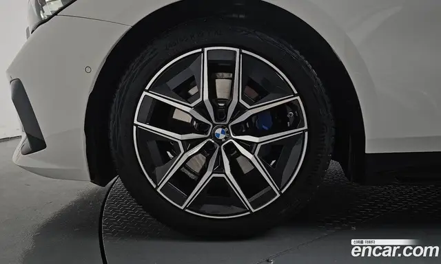 BMW 5 серия 2024 2.0 автомат (гидро), миниатюра 4 BMW 5 серия 2024 2.0 автомат (гидро), миниатюра 4