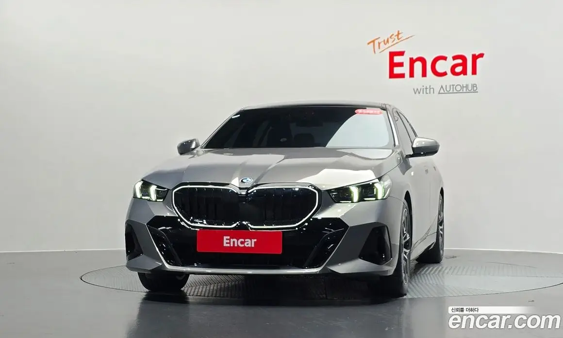 BMW 5 серия 2025 2.0 автомат (гидро), фото 2 BMW 5 серия 2025 2.0 автомат (гидро), фото 2