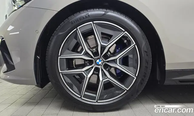 BMW 5 серия 2025 2.0 автомат (гидро), миниатюра 4 BMW 5 серия 2025 2.0 автомат (гидро), миниатюра 4