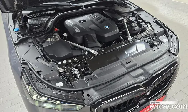 BMW 5 серия 2025 2.0 автомат (гидро), миниатюра 5 BMW 5 серия 2025 2.0 автомат (гидро), миниатюра 5