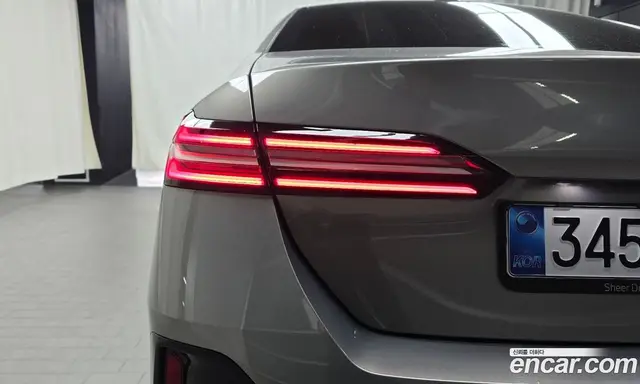 BMW 5 серия 2025 2.0 автомат (гидро), миниатюра 8 BMW 5 серия 2025 2.0 автомат (гидро), миниатюра 8
