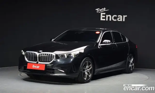 BMW 5 серия, 2025, 15 806 км