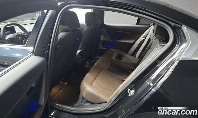 BMW 5 серия 2025 2.0 автомат (гидро), миниатюра 11