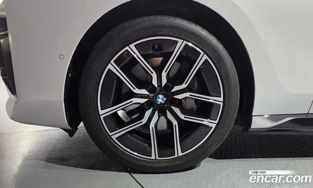 BMW i7 2024 0.3 автомат (гидро), миниатюра 5 BMW i7 2024 0.3 автомат (гидро), миниатюра 5