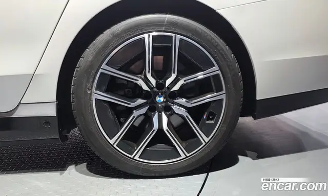 BMW i7 2024 0.3 автомат (гидро), миниатюра 7 BMW i7 2024 0.3 автомат (гидро), миниатюра 7