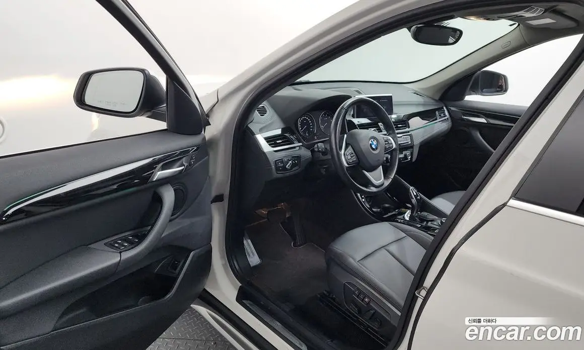 BMW X1 2022 2.0 автомат (гидро), фото 13 BMW X1 2022 2.0 автомат (гидро), фото 13
