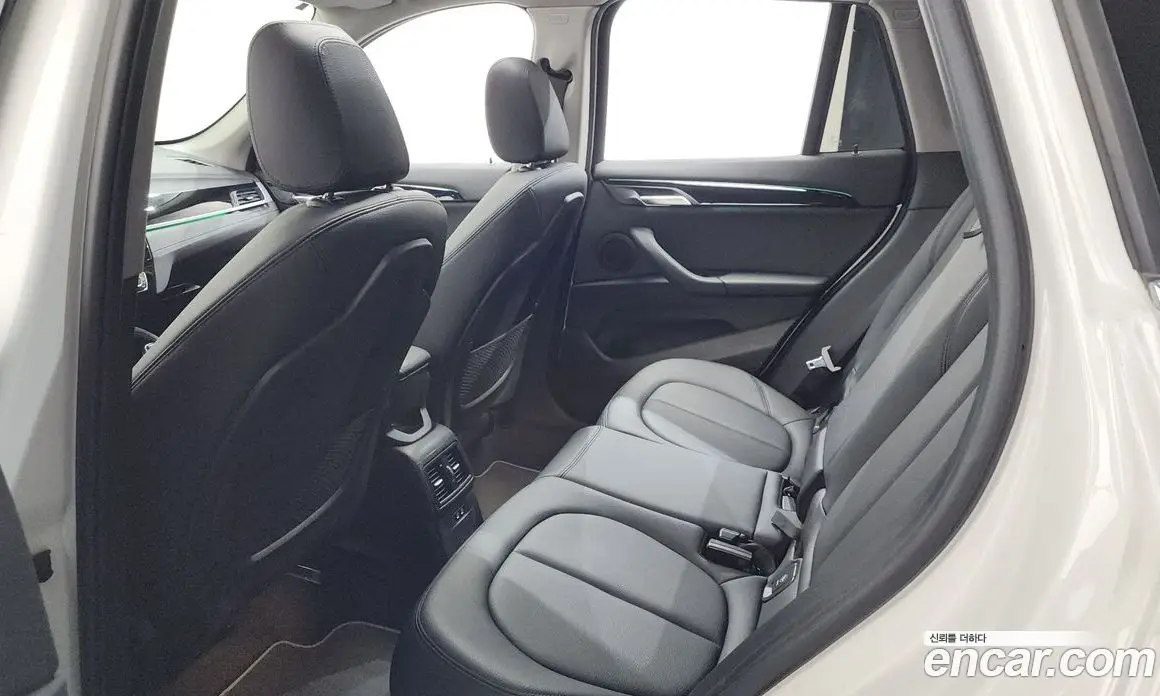 BMW X1 2022 2.0 автомат (гидро), фото 25 BMW X1 2022 2.0 автомат (гидро), фото 25