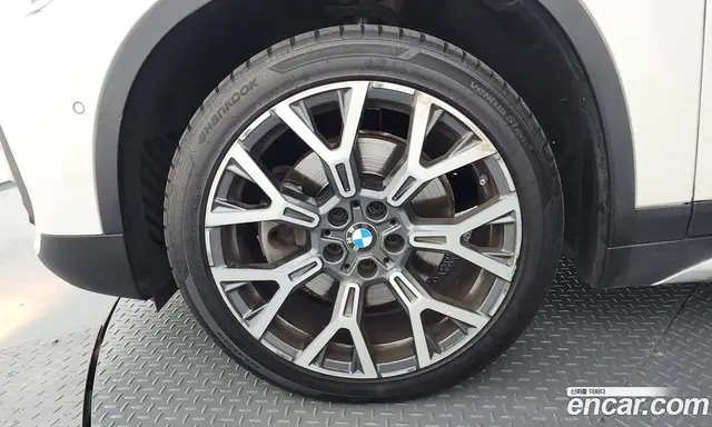BMW X1 2022 2.0 автомат (гидро), миниатюра 5 BMW X1 2022 2.0 автомат (гидро), миниатюра 5