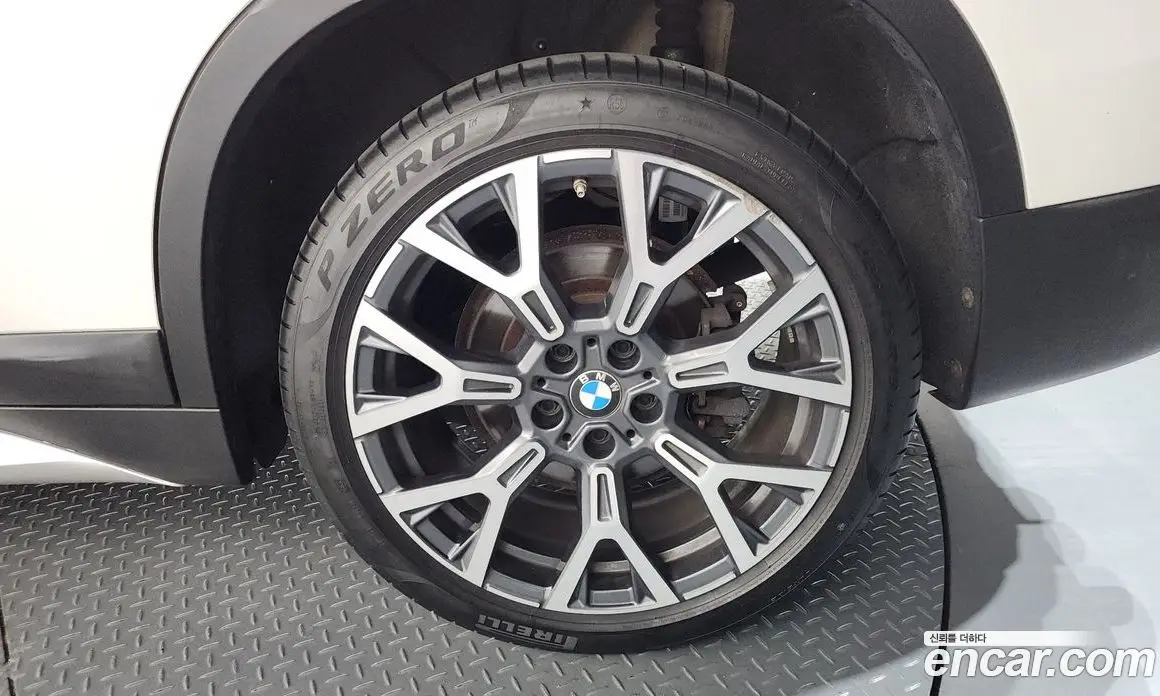 BMW X1 2022 2.0 автомат (гидро), фото 7 BMW X1 2022 2.0 автомат (гидро), фото 7