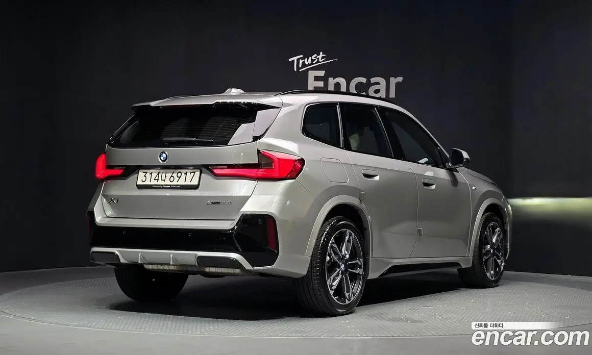 BMW X1 2025 2.0 автомат (гидро), фото 2 BMW X1 2025 2.0 автомат (гидро), фото 2