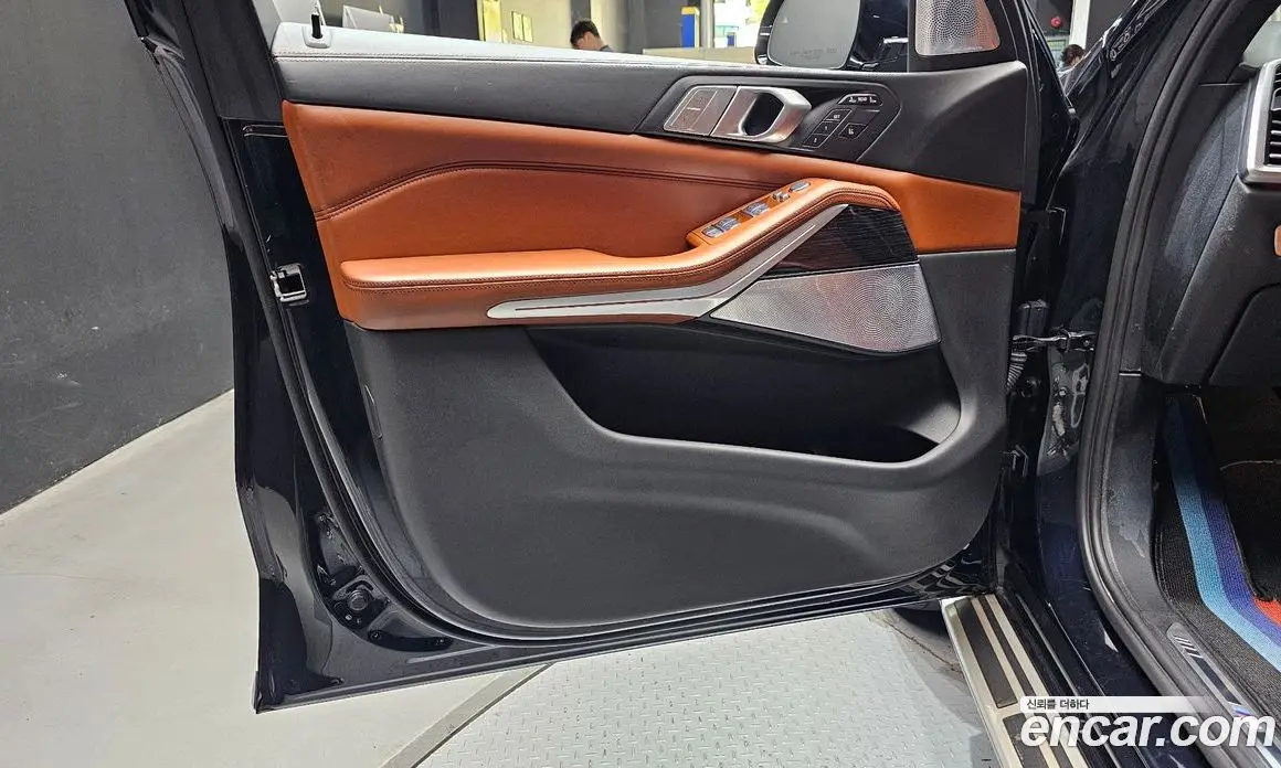 BMW X7 2021 3.0 автомат (гидро), фото 14