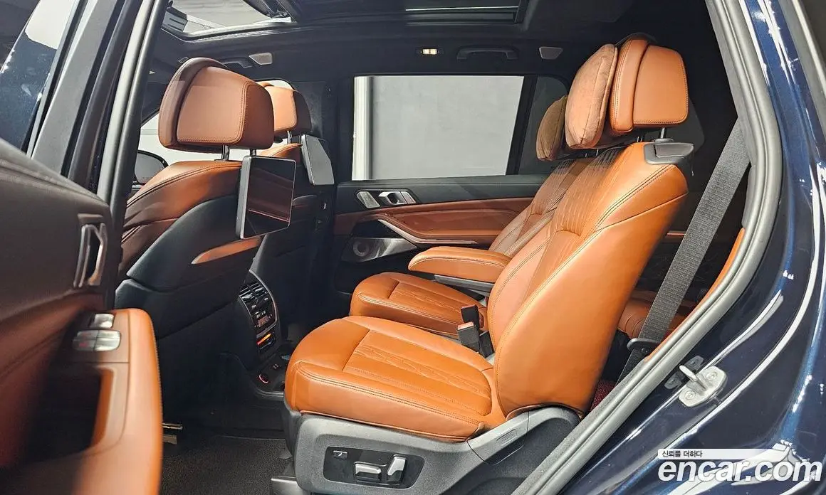 BMW X7 2021 3.0 автомат (гидро), фото 18