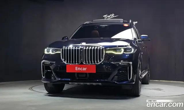 BMW X7 2021 3.0 автомат (гидро), миниатюра 3