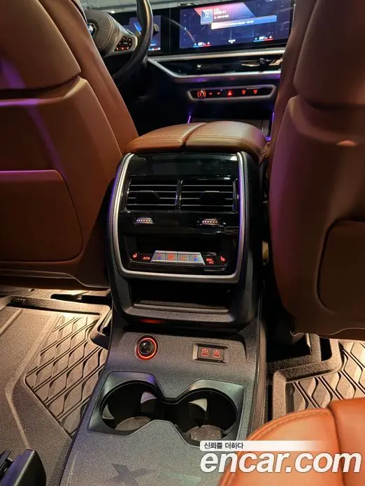 BMW X7 2023 4.4 автомат (гидро), фото 16 BMW X7 2023 4.4 автомат (гидро), фото 16