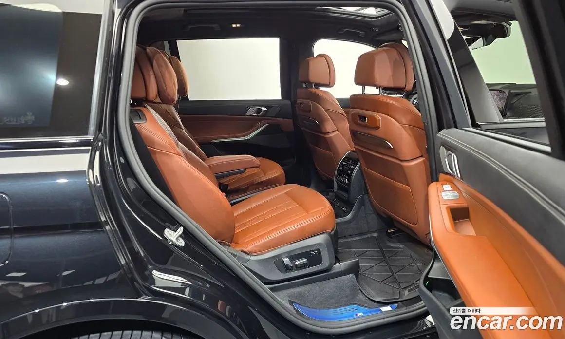 BMW X7 2024 3.0 автомат (гидро), фото 17 BMW X7 2024 3.0 автомат (гидро), фото 17