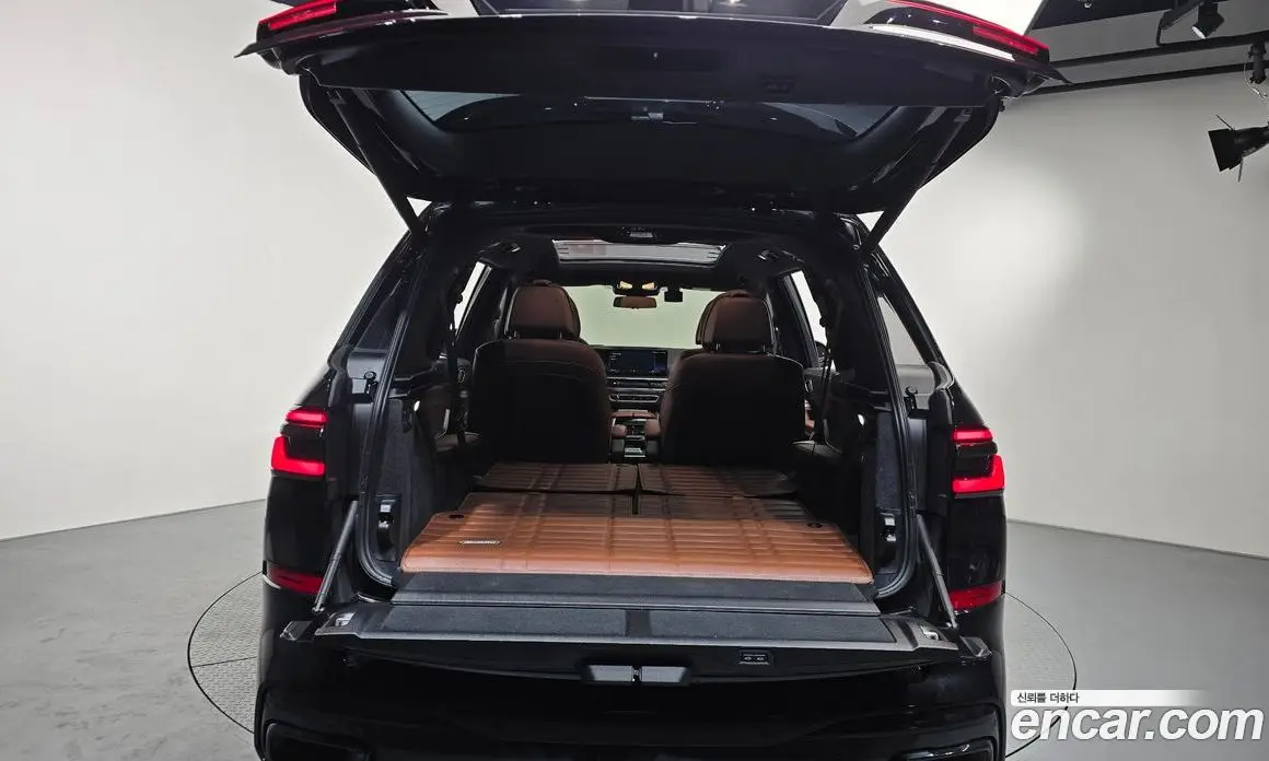 BMW X7 2024 3.0 автомат (гидро), фото 26 BMW X7 2024 3.0 автомат (гидро), фото 26