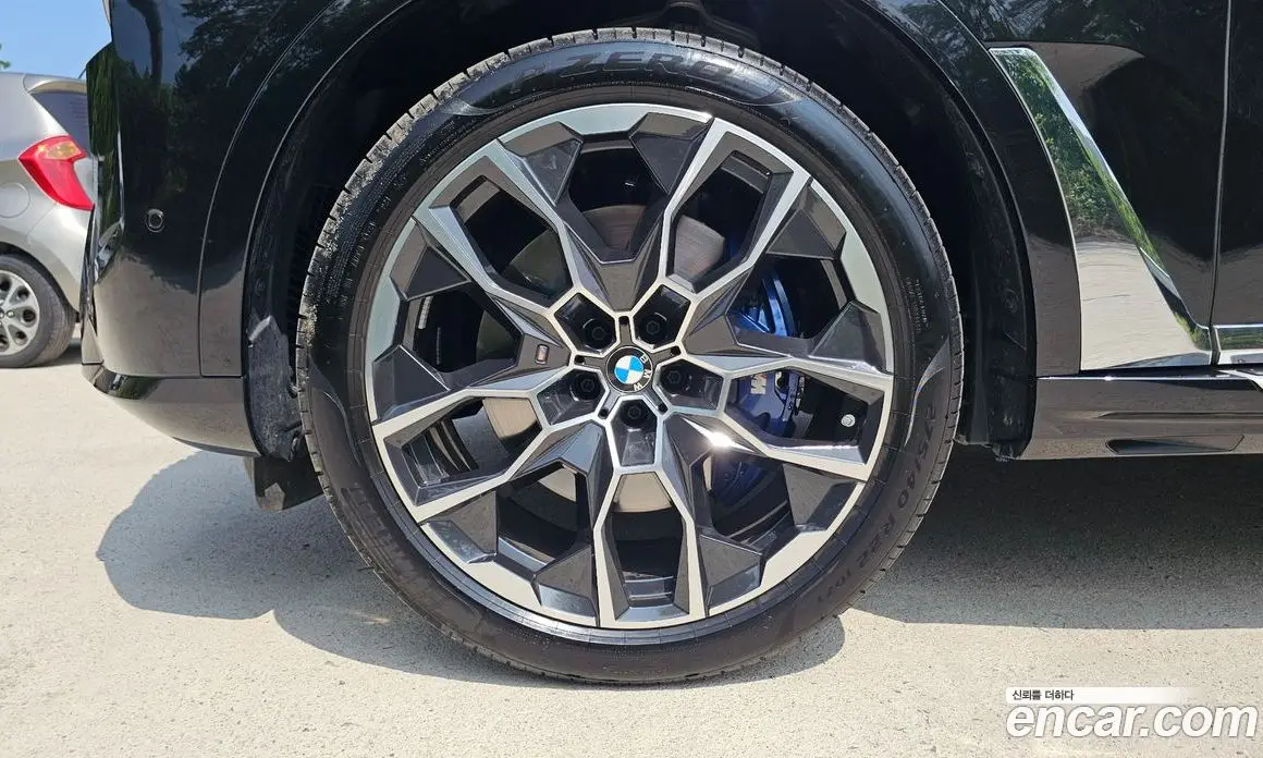 BMW X7 2025 3.0 автомат (гидро), фото 5 BMW X7 2025 3.0 автомат (гидро), фото 5