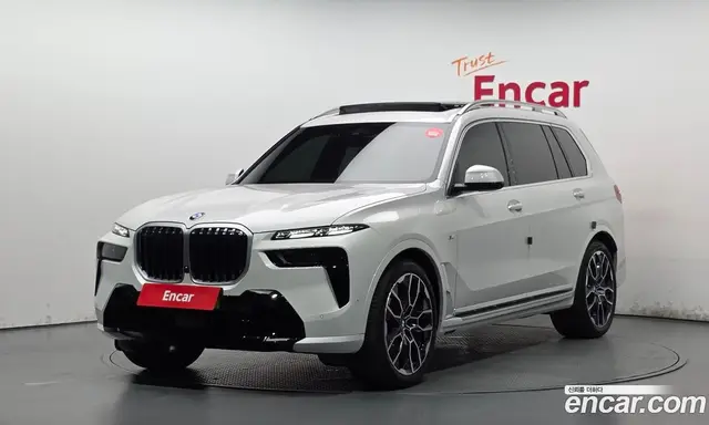 BMW X7 2025 3.0 автомат (гидро), миниатюра 1