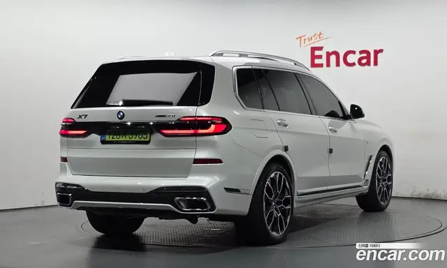 BMW X7 2025 3.0 автомат (гидро), миниатюра 2