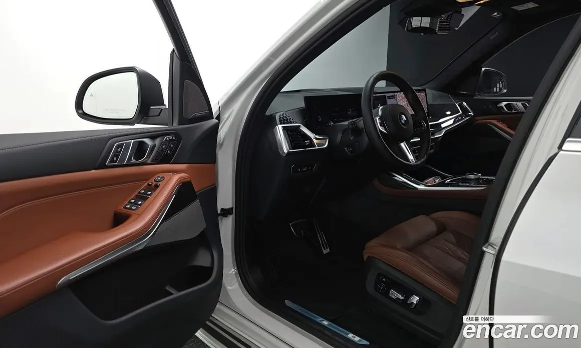 BMW X7 2025 3.0 автомат (гидро), фото 13