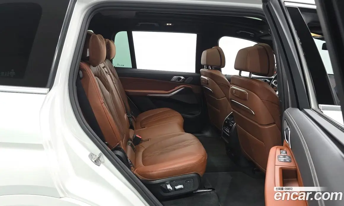 BMW X7 2025 3.0 автомат (гидро), фото 18
