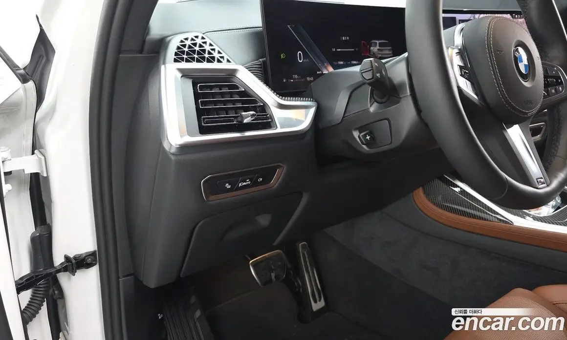 BMW X7 2025 3.0 автомат (гидро), фото 19