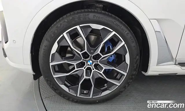 BMW X7 2025 3.0 автомат (гидро), миниатюра 5