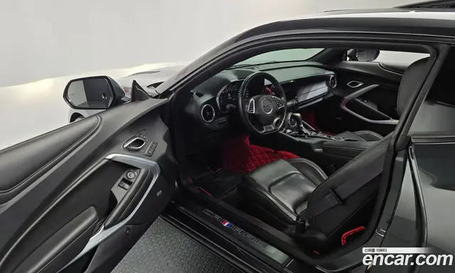 Chevrolet Camaro 2017 6.2 автомат (гидро), миниатюра 10 Chevrolet Camaro 2017 6.2 автомат (гидро), миниатюра 10