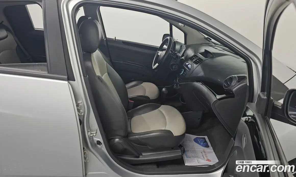 Chevrolet Spark 2012 1.0 автомат (гидро), фото 16 Chevrolet Spark 2012 1.0 автомат (гидро), фото 16