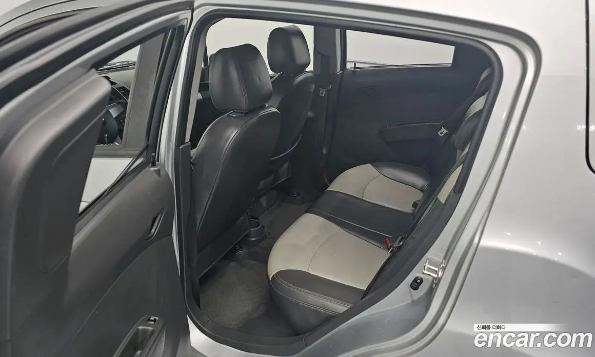 Chevrolet Spark 2012 1.0 автомат (гидро), фото 18 Chevrolet Spark 2012 1.0 автомат (гидро), фото 18