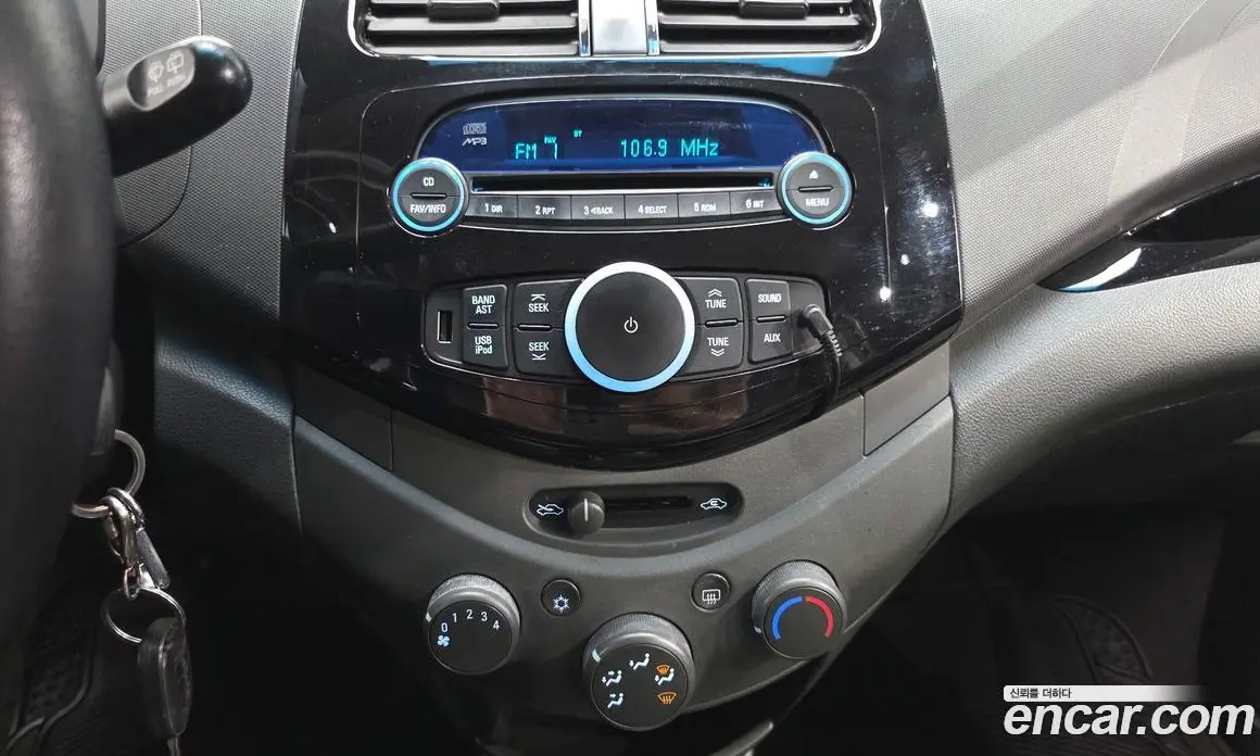 Chevrolet Spark 2012 1.0 автомат (гидро), фото 23 Chevrolet Spark 2012 1.0 автомат (гидро), фото 23