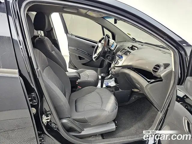 Chevrolet Spark 2012 1.0 автомат (гидро), миниатюра 11 Chevrolet Spark 2012 1.0 автомат (гидро), миниатюра 11