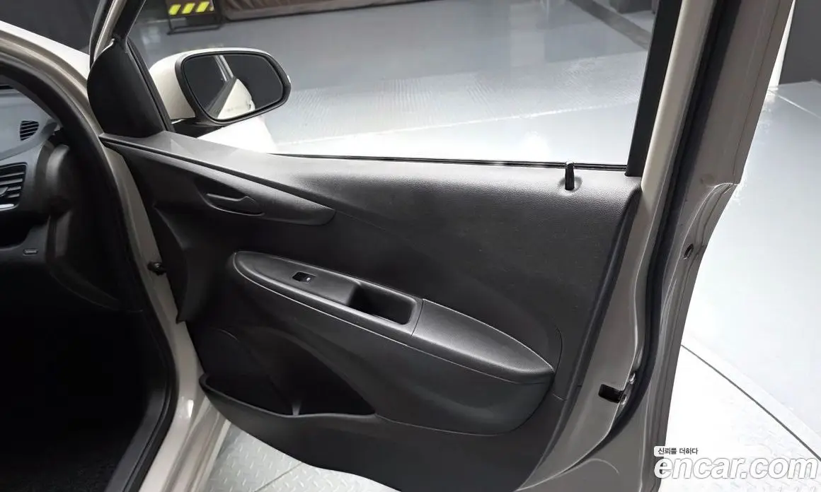Chevrolet Spark 2016 1.0 автомат (гидро), фото 14 Chevrolet Spark 2016 1.0 автомат (гидро), фото 14