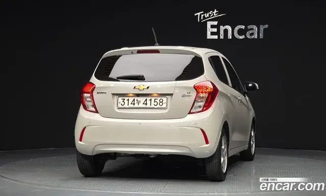 Chevrolet Spark 2016 1.0 автомат (гидро), миниатюра 4 Chevrolet Spark 2016 1.0 автомат (гидро), миниатюра 4