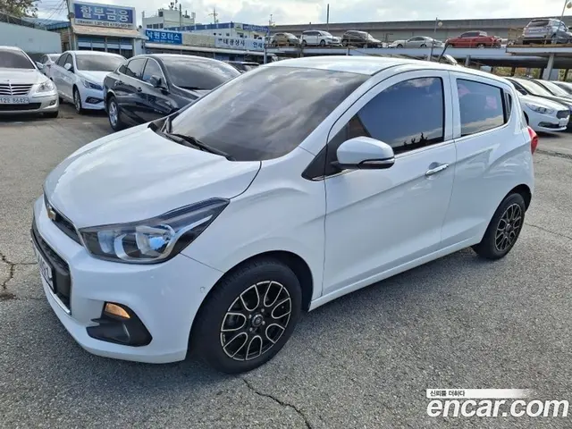 Chevrolet Spark 2017 1.0 автомат (гидро), миниатюра 2 Chevrolet Spark 2017 1.0 автомат (гидро), миниатюра 2
