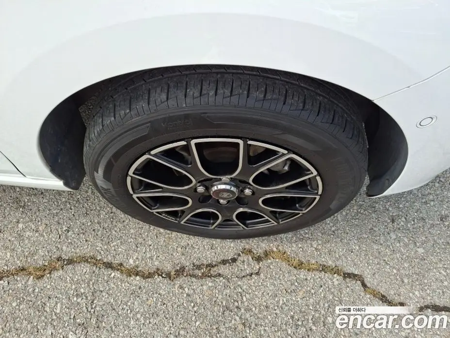 Chevrolet Spark 2017 1.0 автомат (гидро), фото 16 Chevrolet Spark 2017 1.0 автомат (гидро), фото 16