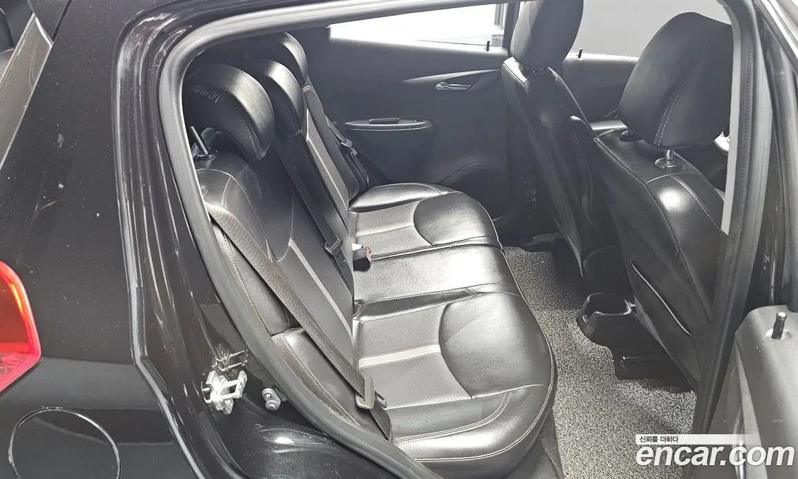 Chevrolet Spark 2019 1.0 автомат (гидро), фото 16 Chevrolet Spark 2019 1.0 автомат (гидро), фото 16