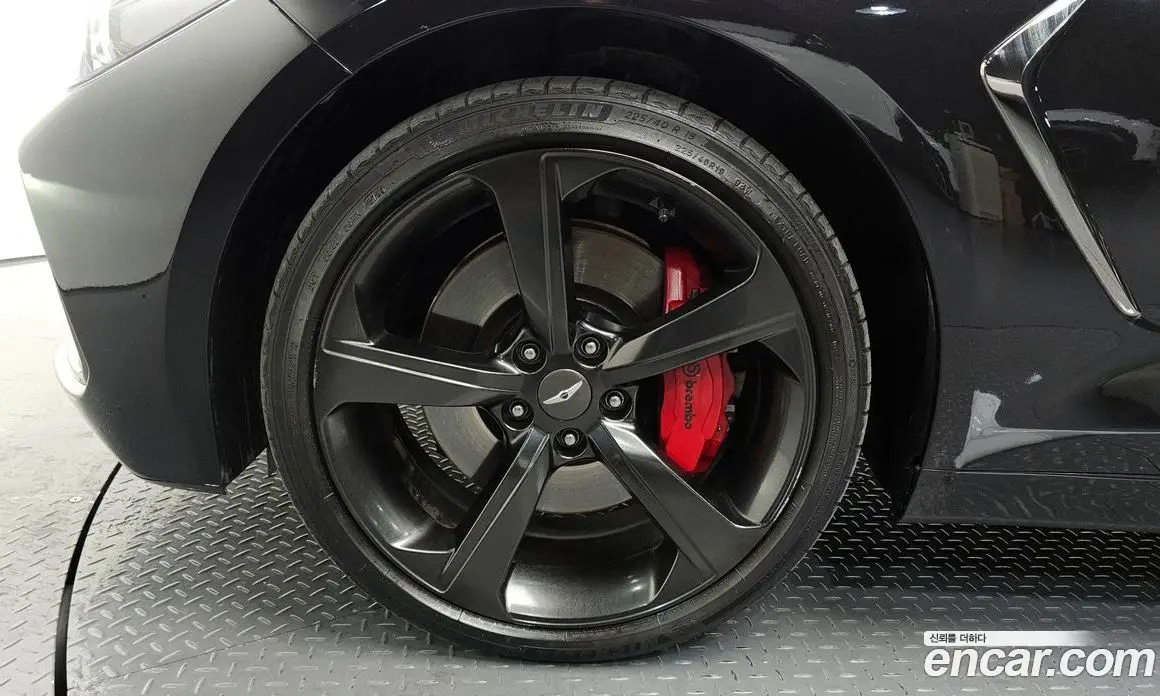 Genesis G70 2019 3.3 автомат (гидро), фото 5 Genesis G70 2019 3.3 автомат (гидро), фото 5