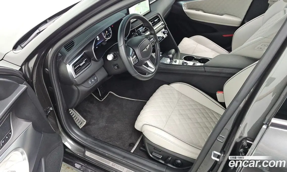 Genesis G70 2025 3.3 автомат (гидро), фото 13 Genesis G70 2025 3.3 автомат (гидро), фото 13