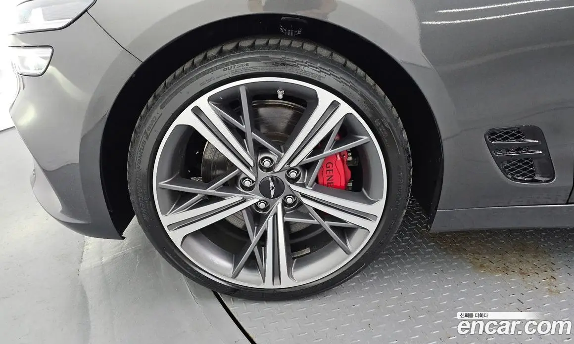 Genesis G70 2025 3.3 автомат (гидро), фото 5 Genesis G70 2025 3.3 автомат (гидро), фото 5