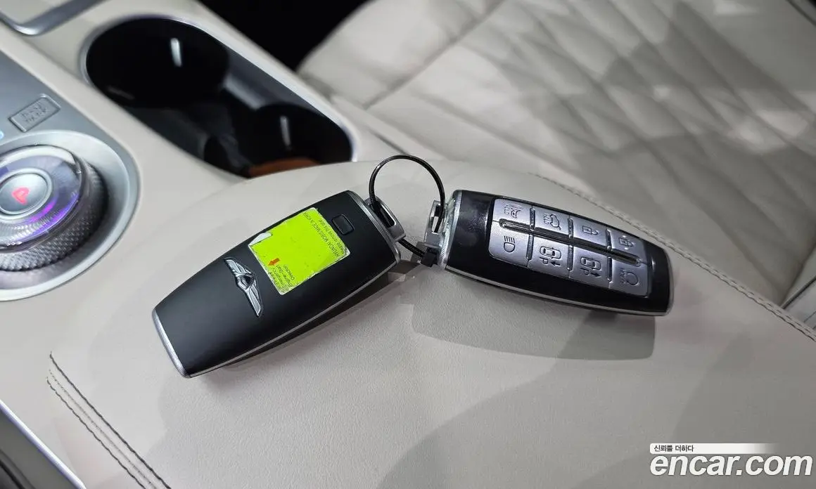Genesis GV70 2021 2.5 автомат (гидро), фото 27 Genesis GV70 2021 2.5 автомат (гидро), фото 27