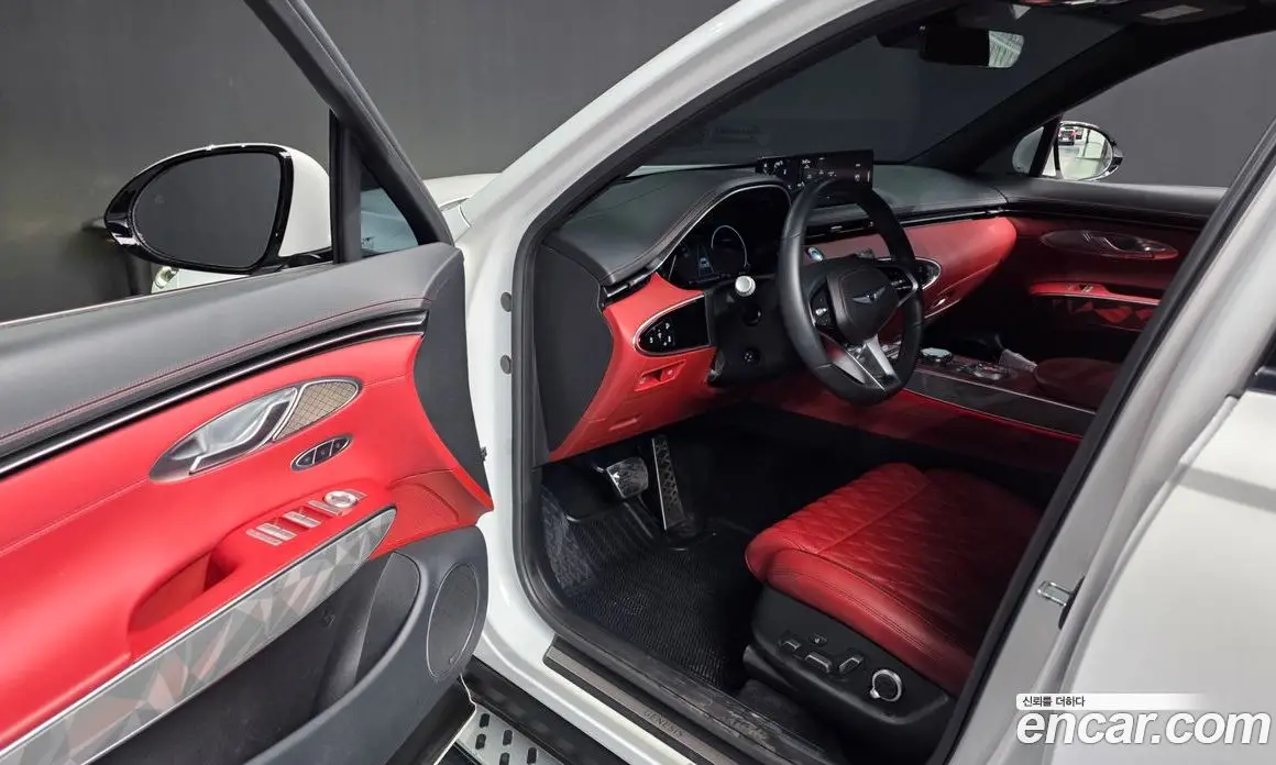 Genesis GV70 2021 2.5 автомат (гидро), фото 10 Genesis GV70 2021 2.5 автомат (гидро), фото 10