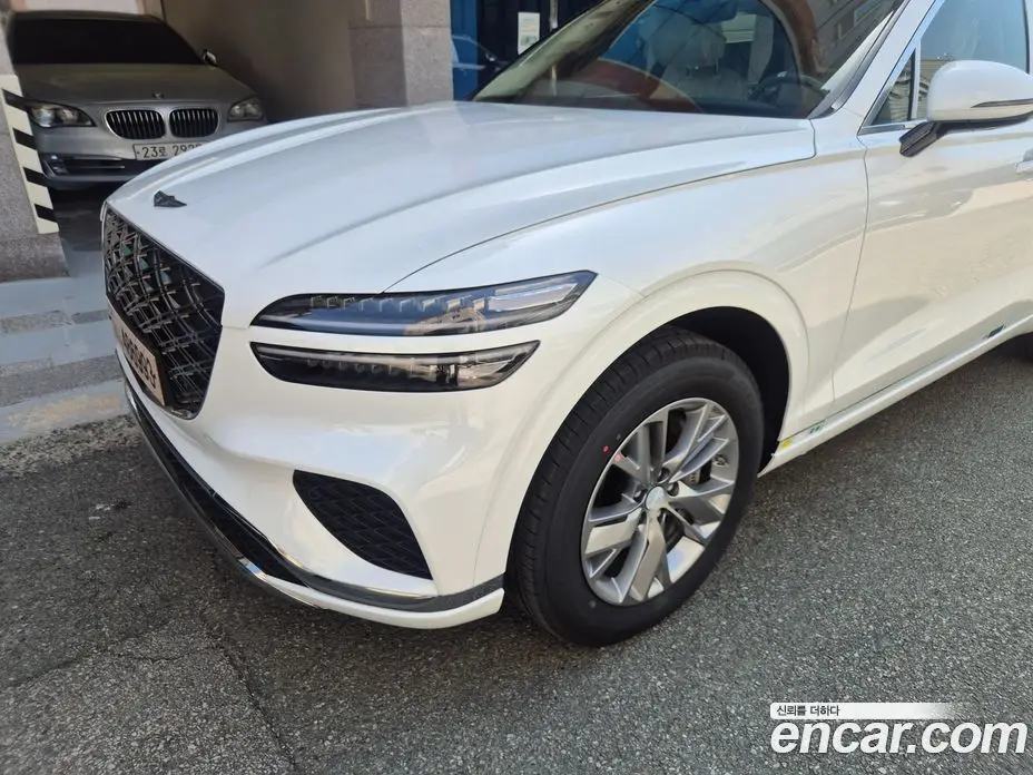Genesis GV70 2026 2.5 автомат (гидро), фото 5 Genesis GV70 2026 2.5 автомат (гидро), фото 5