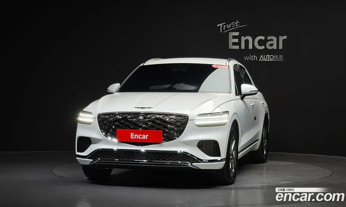 Genesis GV70 2026 2.5 автомат (гидро), фото 2 Genesis GV70 2026 2.5 автомат (гидро), фото 2
