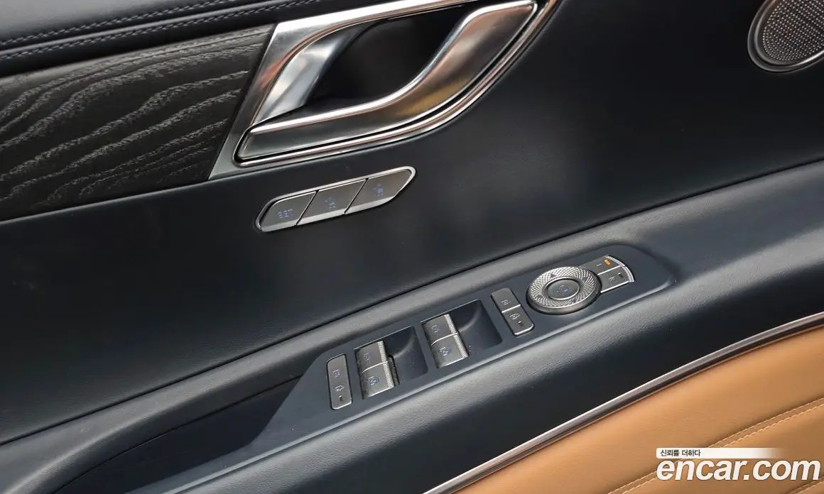 Genesis GV80 2022 2.5 автомат (гидро), фото 25 Genesis GV80 2022 2.5 автомат (гидро), фото 25