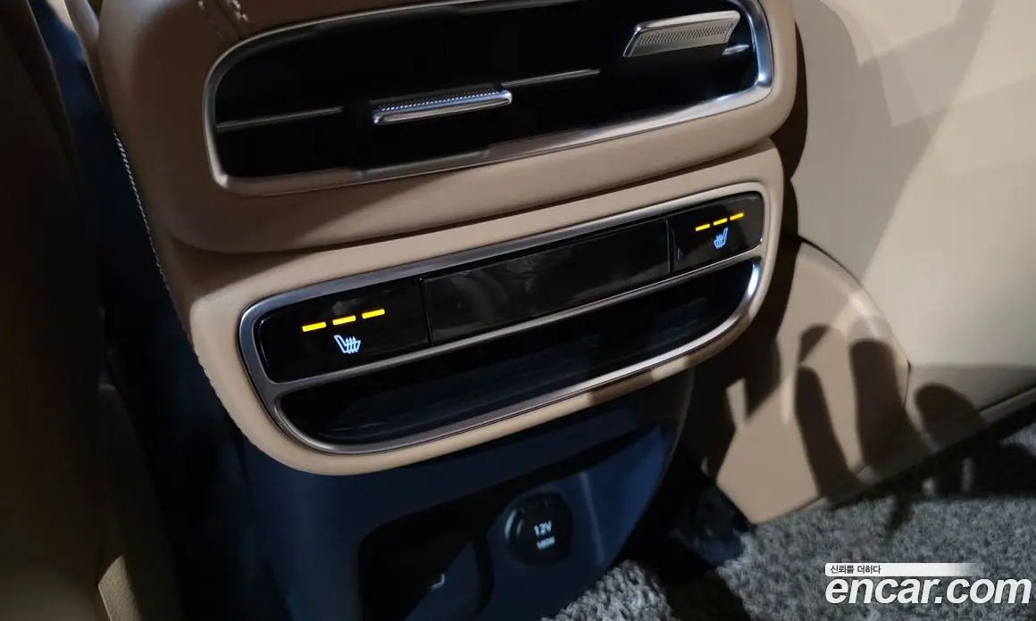 Genesis GV80 2022 2.5 автомат (гидро), фото 27 Genesis GV80 2022 2.5 автомат (гидро), фото 27